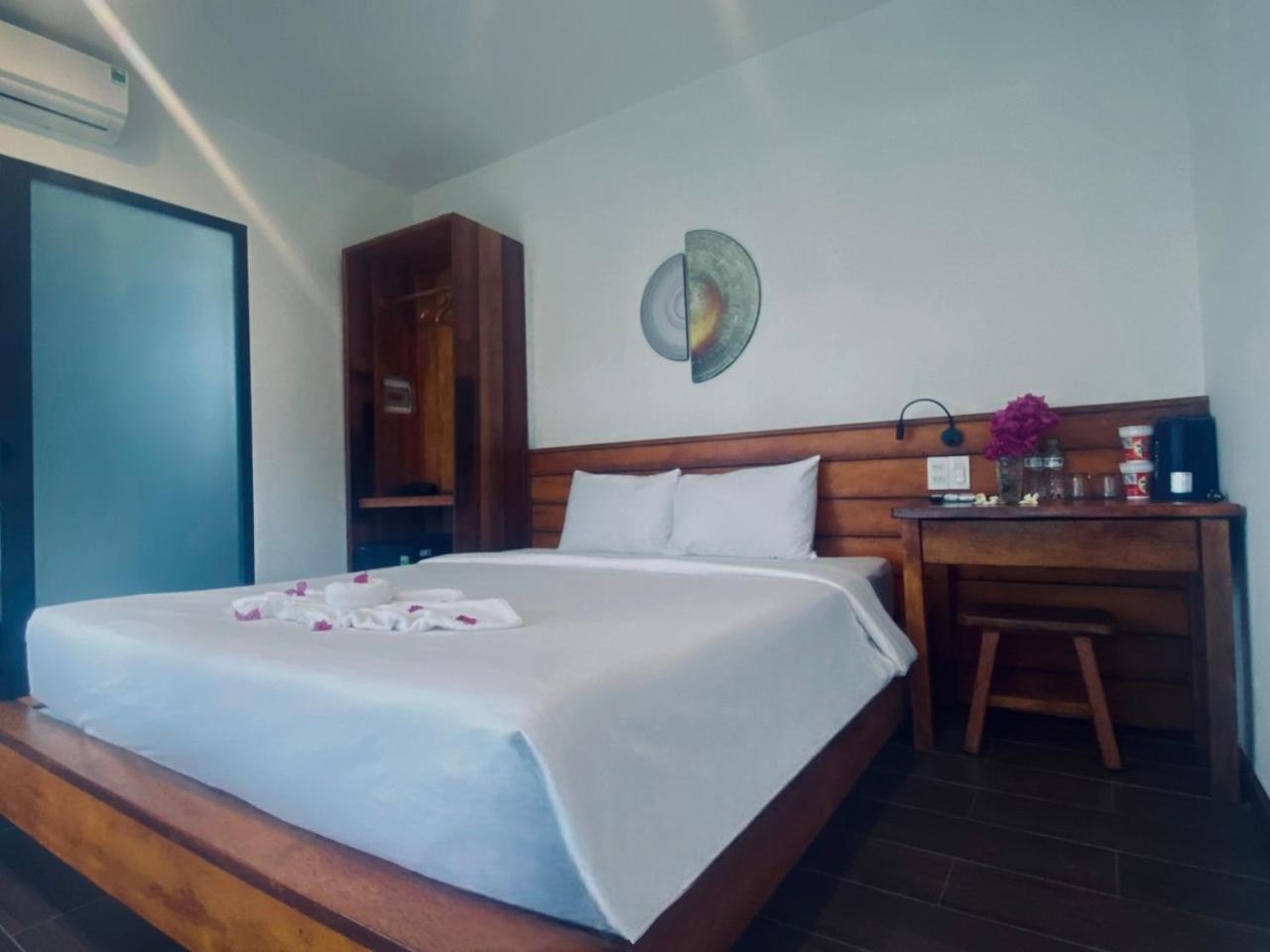 Tuong Vy Boutique Hotel Mui Ne Phan Thiết Esterno foto